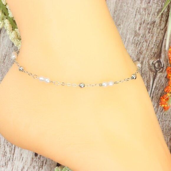 Dainty Anklet for Women – Elegant Everyday Jewelry & Perfect Gift | MLCRC2141 - Picture 5 of 10